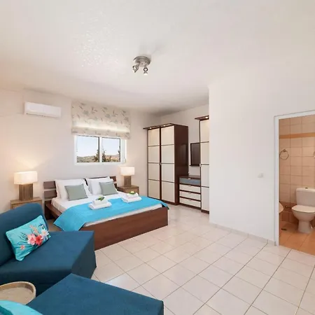 Villa Chrysallis With Heated Pool Georgioupoli