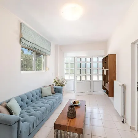 Chrysallis With Heated Pool Villa *