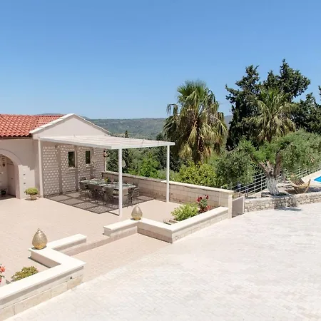 Chrysallis With Heated Pool Georgioupoli