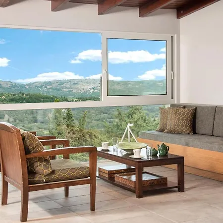Villa Chrysallis With Heated Pool *