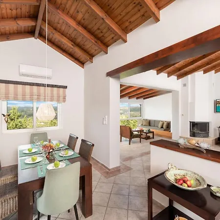 Villa Chrysallis With Heated Pool Georgioupoli